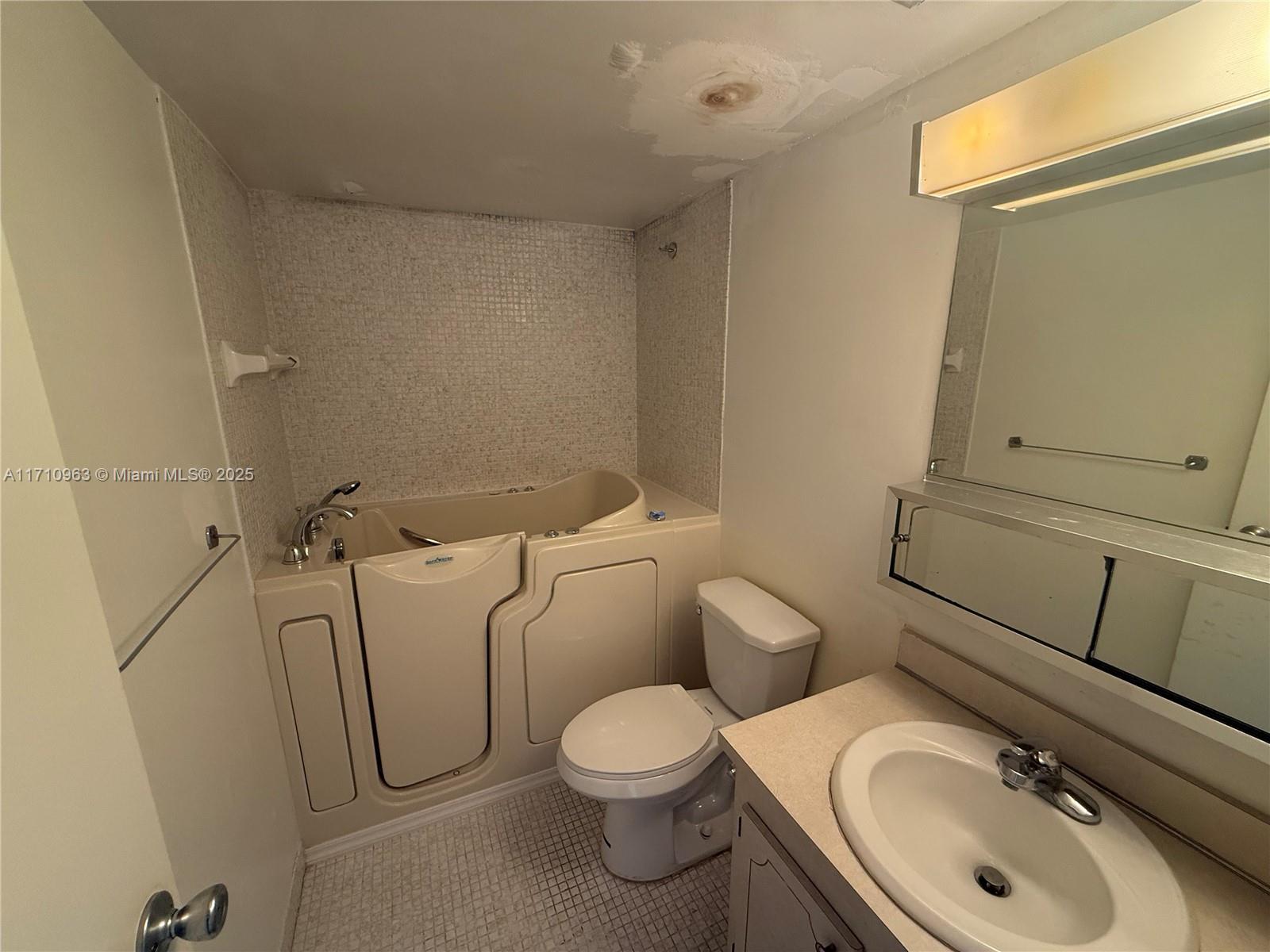 13155 Ixora Ct # 712