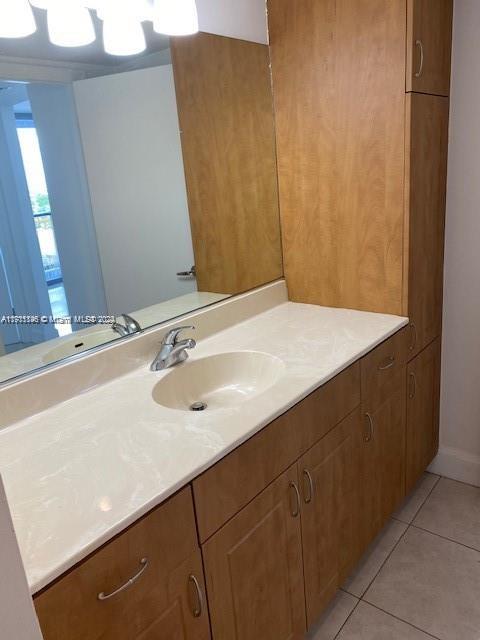 401 69th St # 807