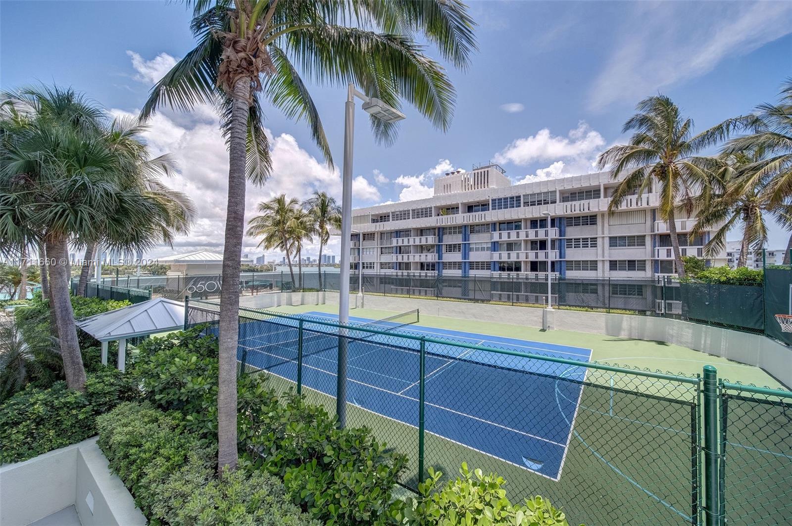 650 West Ave # 1102