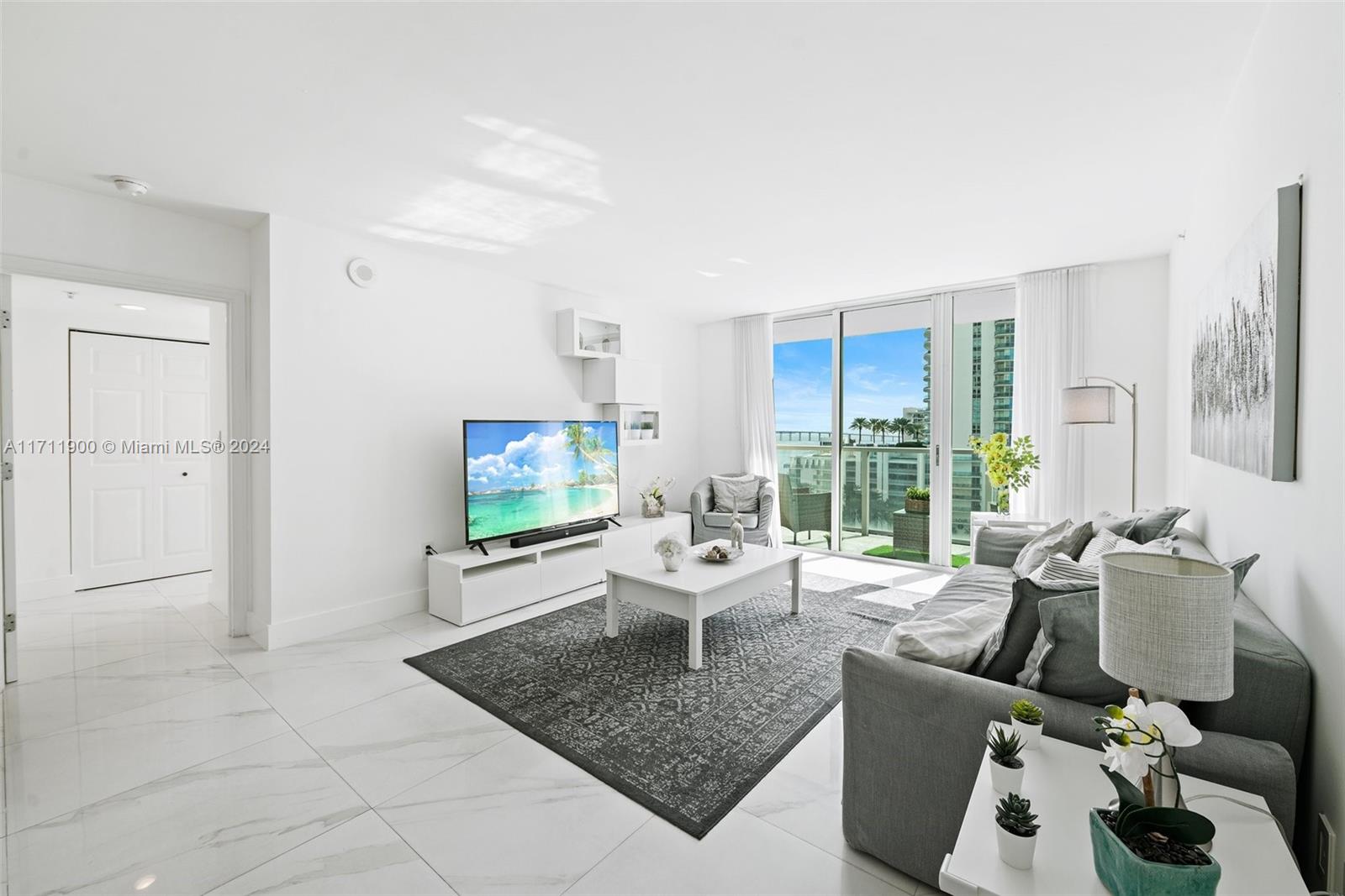 1155 Brickell Bay Dr # 903