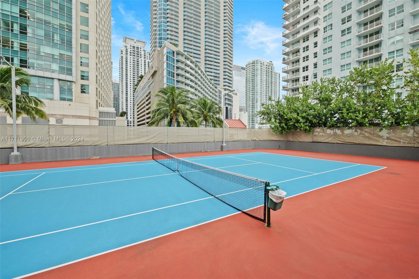 1155 Brickell Bay Dr # 903