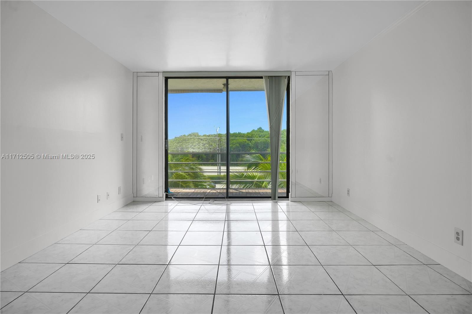 2935 NE 163rd St # 4B, North Miami Beach Unit: 4B