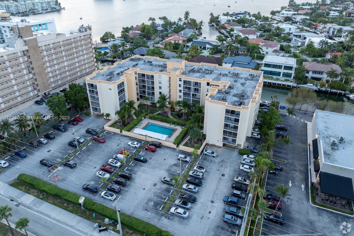 2935 NE 163rd St # 4B, North Miami Beach Unit: 4B