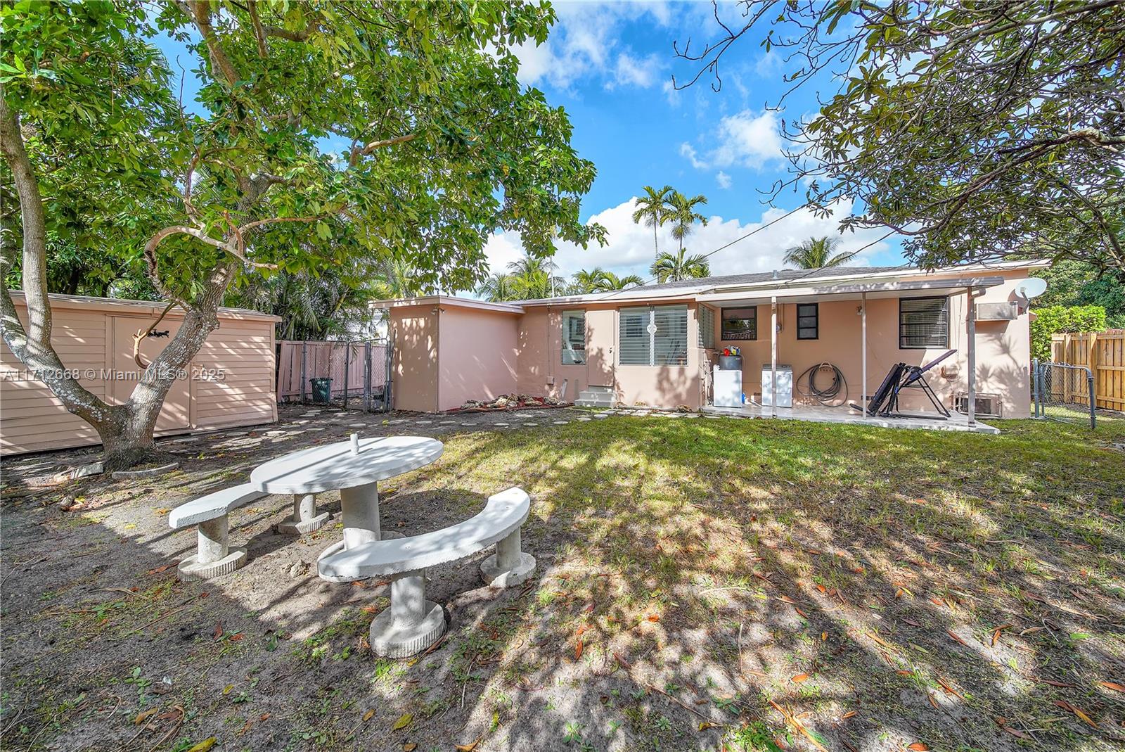 6750 SW 29th St