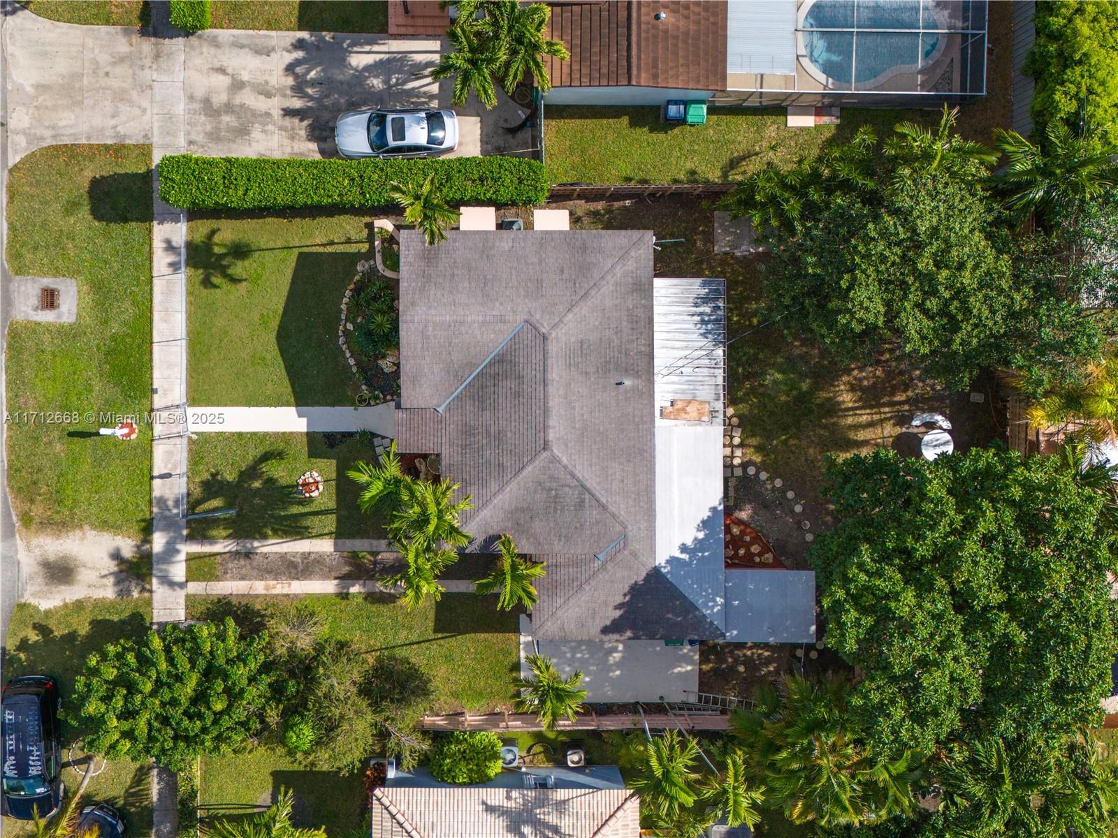 6750 SW 29th St