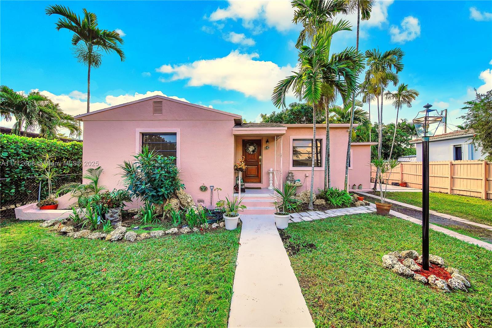 6750 SW 29th St