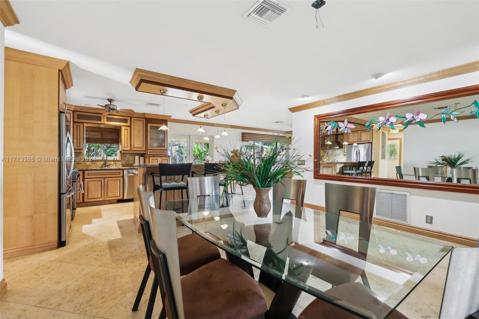 1421 SW 1st Ter