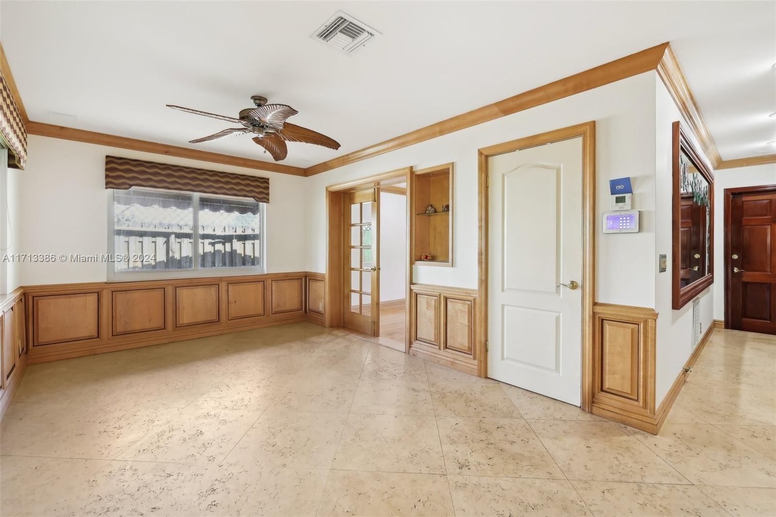 1421 SW 1st Ter