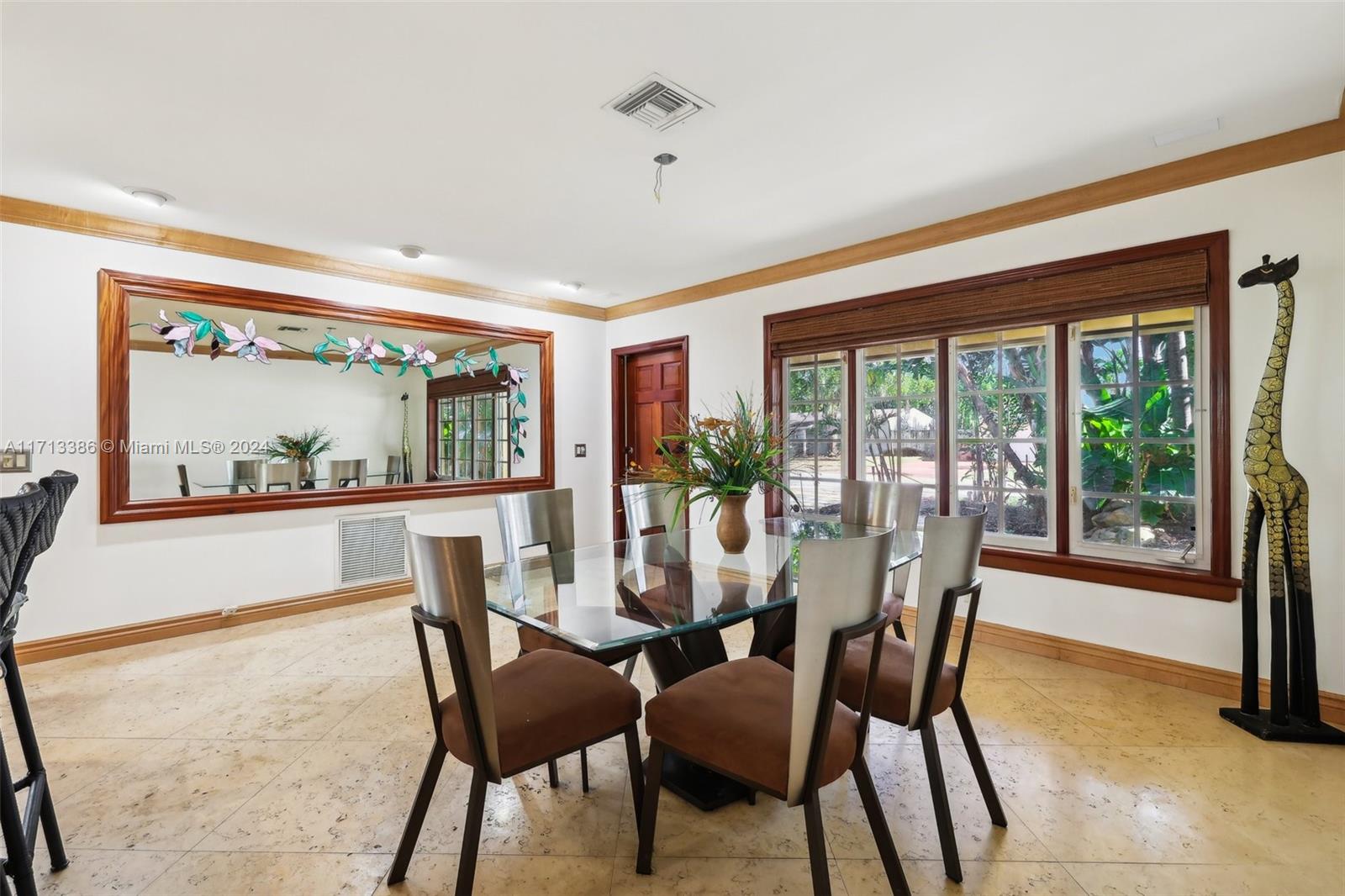 1421 SW 1st Ter