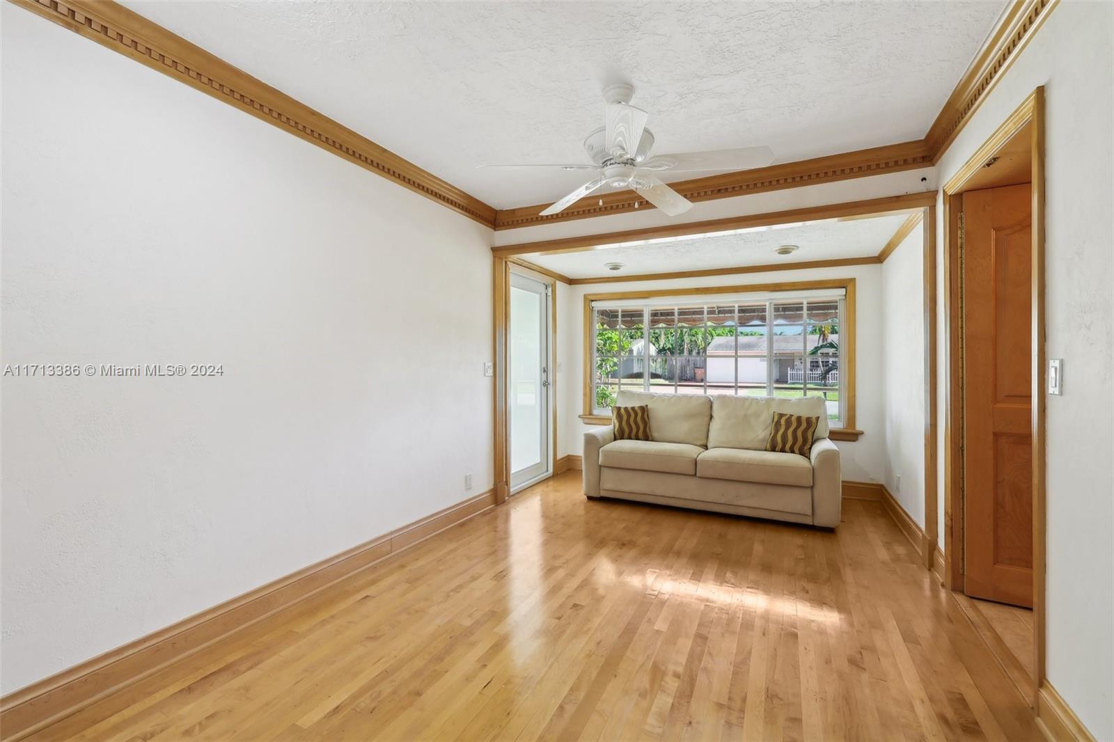 1421 SW 1st Ter