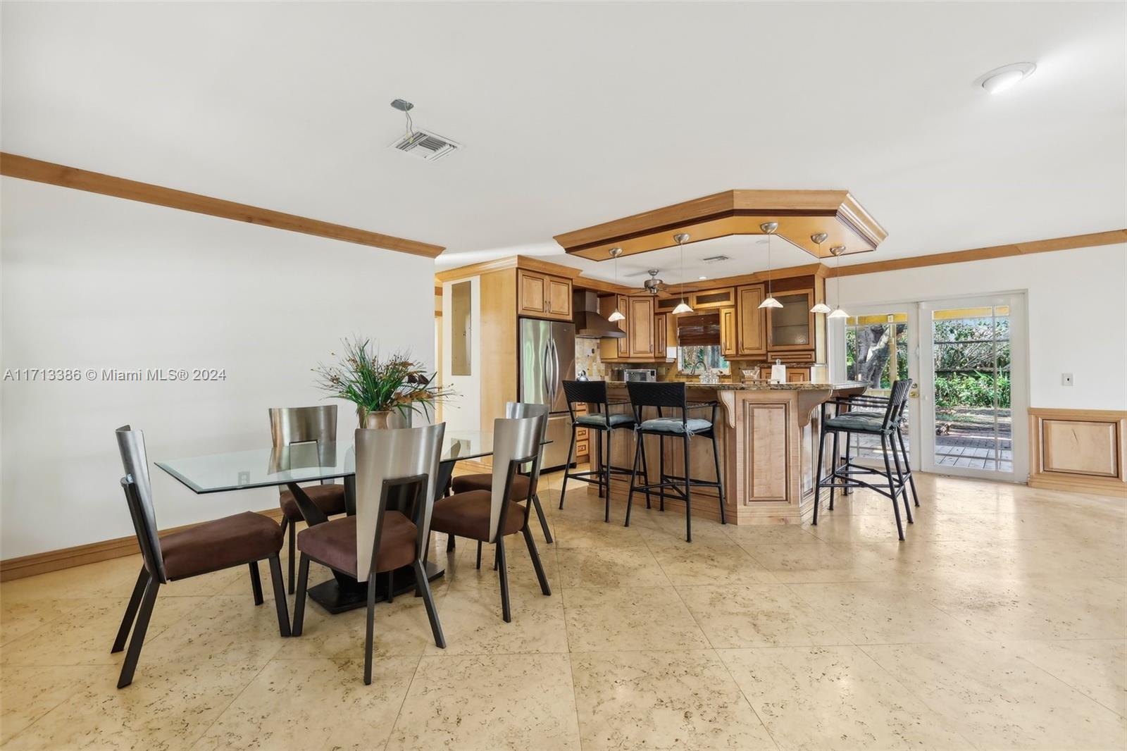 1421 SW 1st Ter