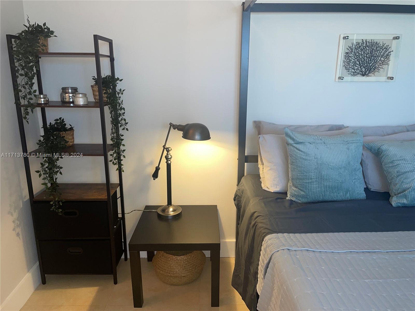 1618 Michigan Ave # 33