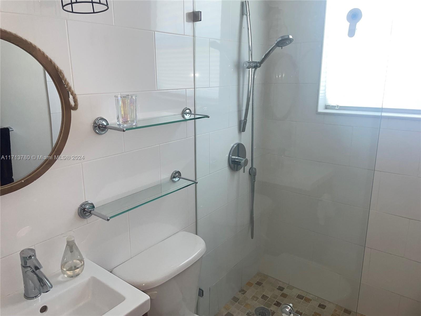 1618 Michigan Ave # 33