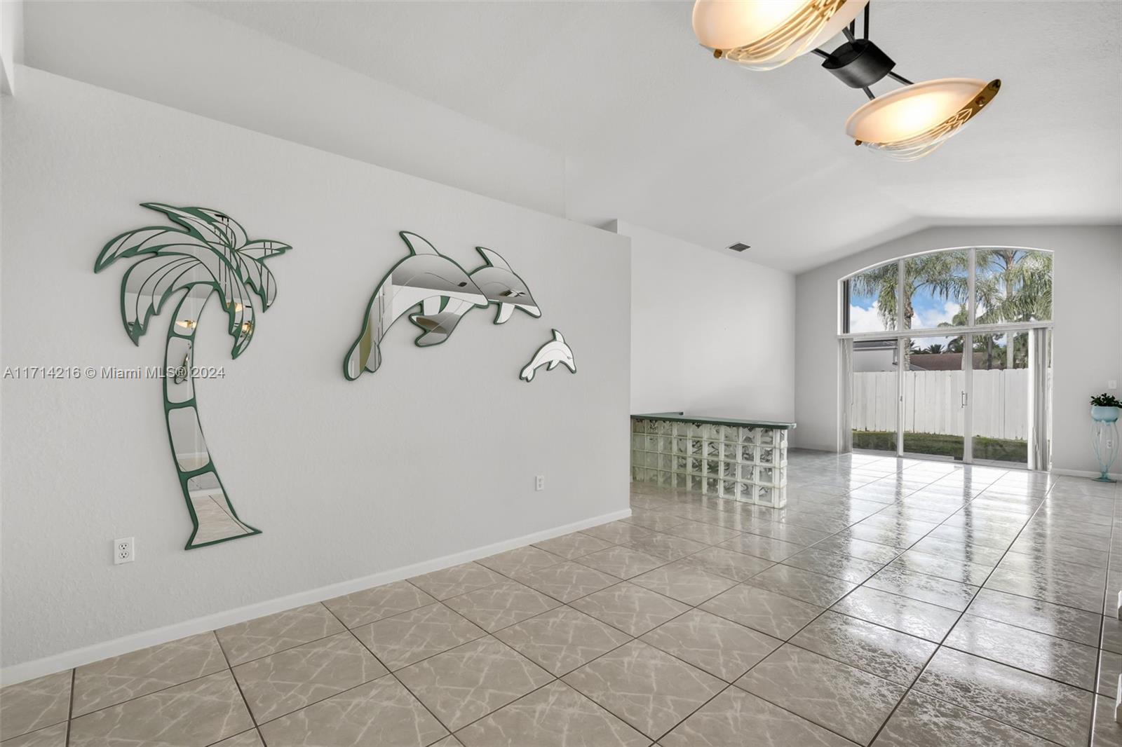 16593 NW 5th Ct