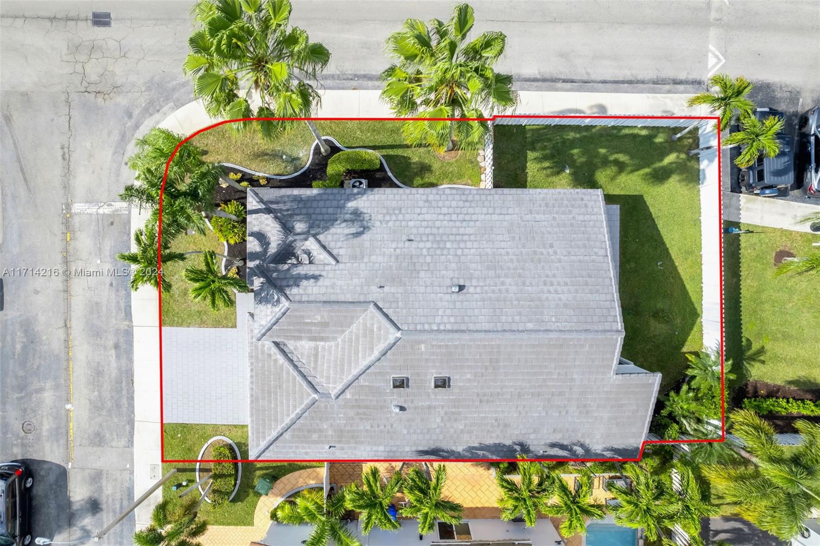 16593 NW 5th Ct