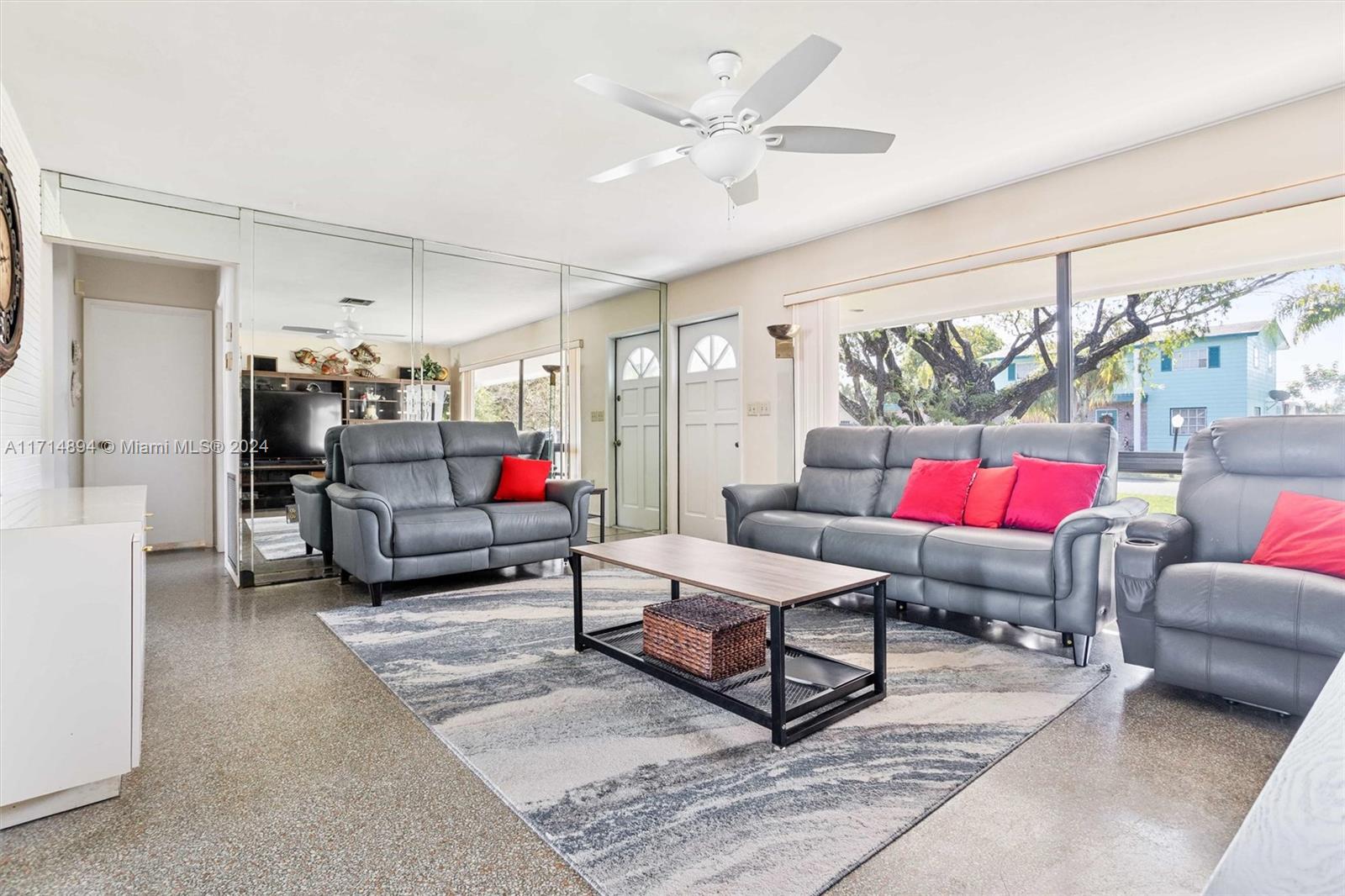 7937 Plantation Blvd