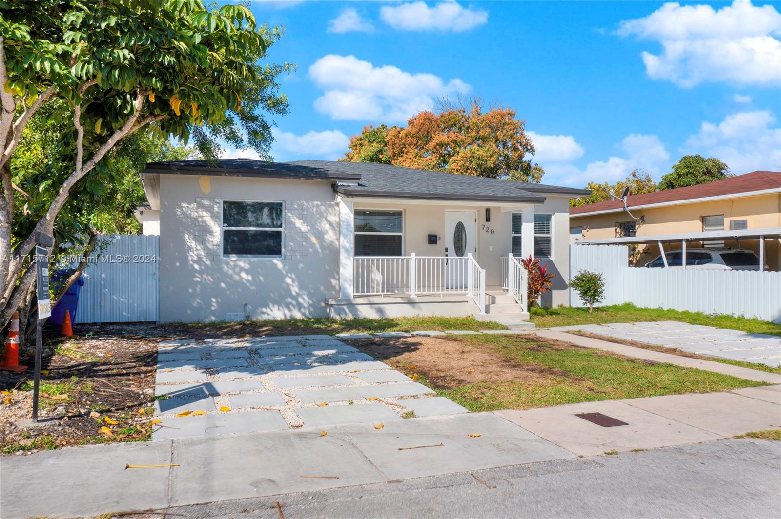 720 SW 60th Ave