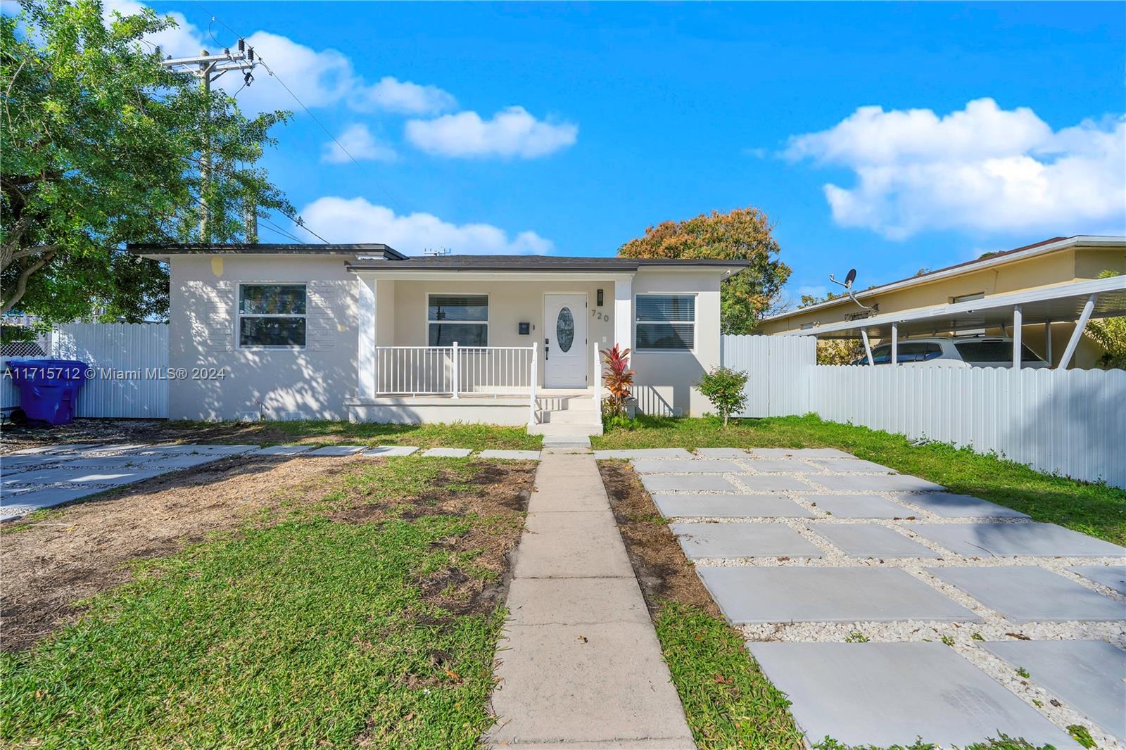 720 SW 60th Ave