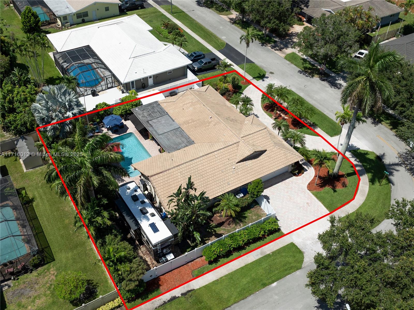 880 NW 73rd Ave