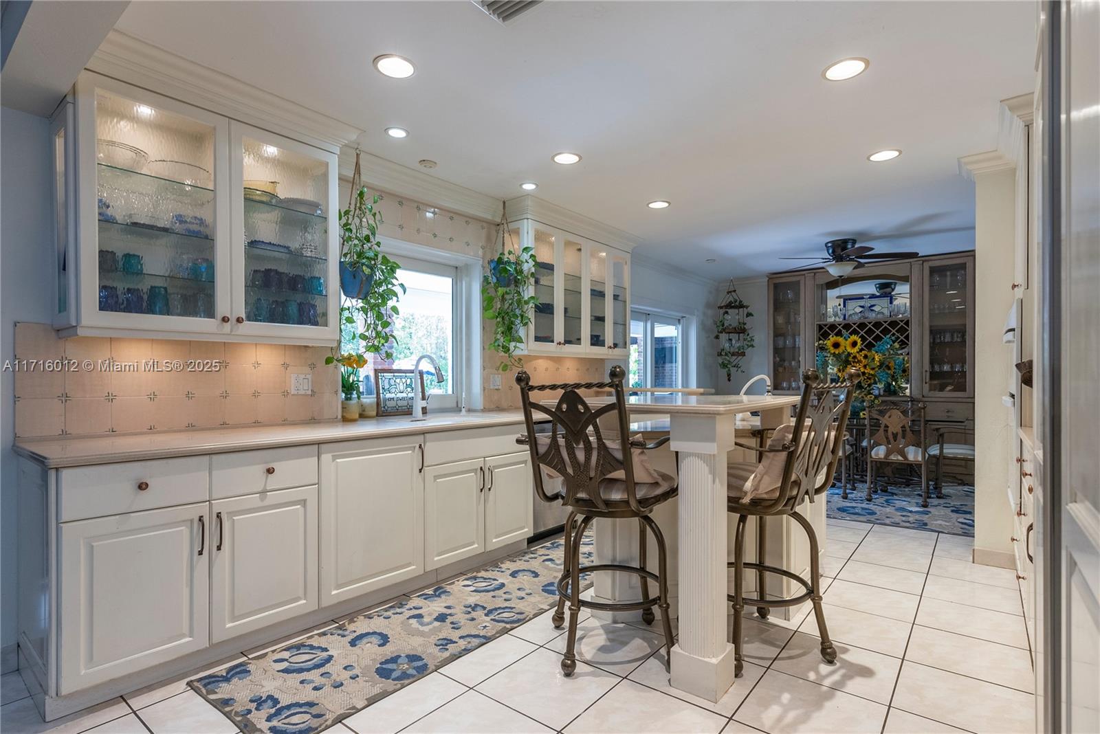 880 NW 73rd Ave