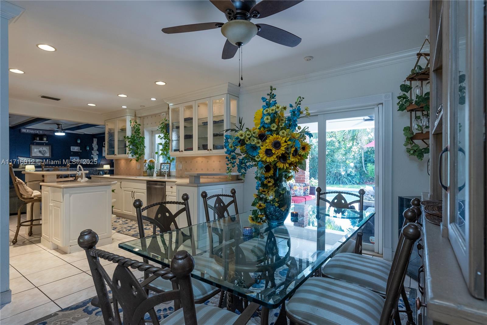 880 NW 73rd Ave