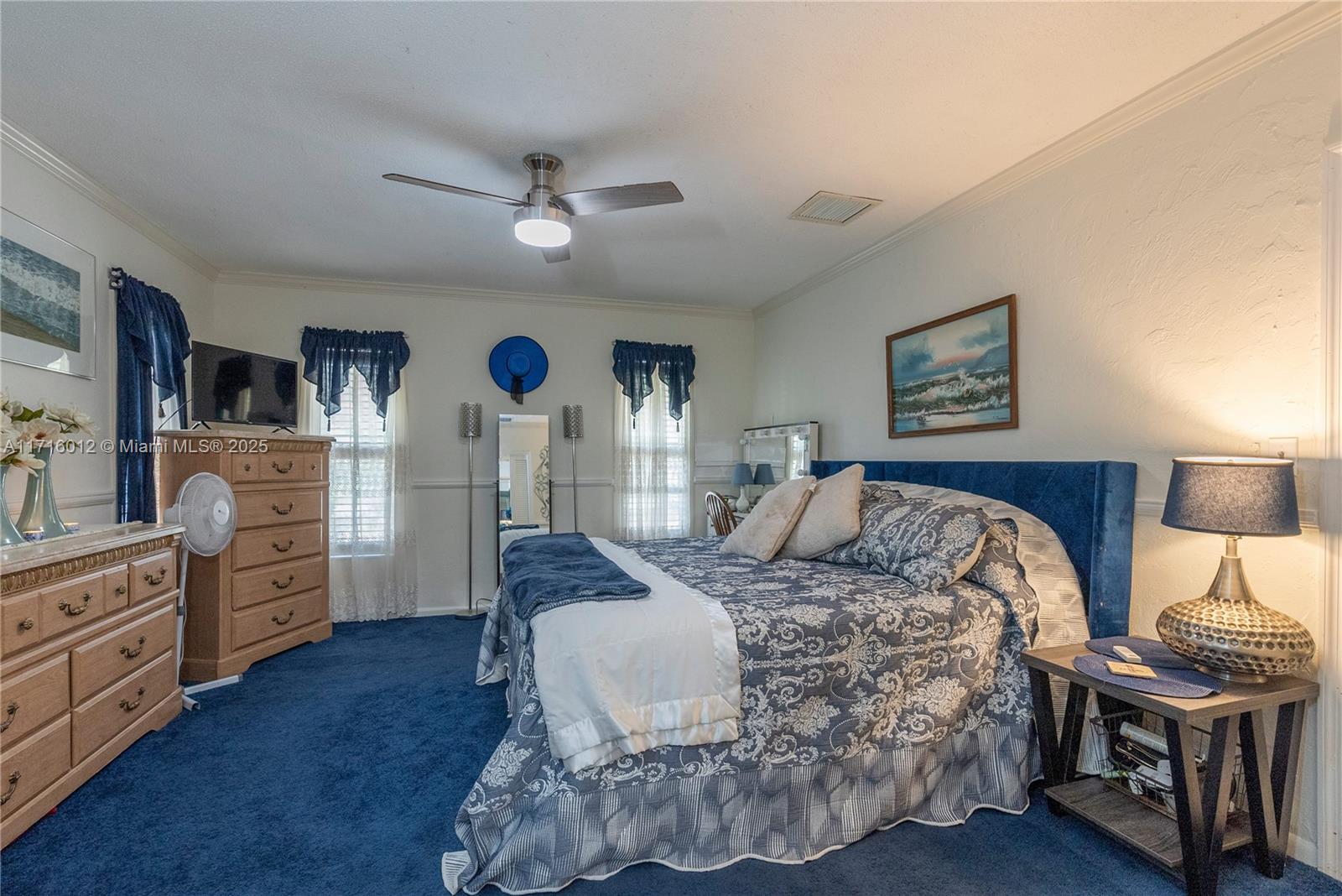880 NW 73rd Ave