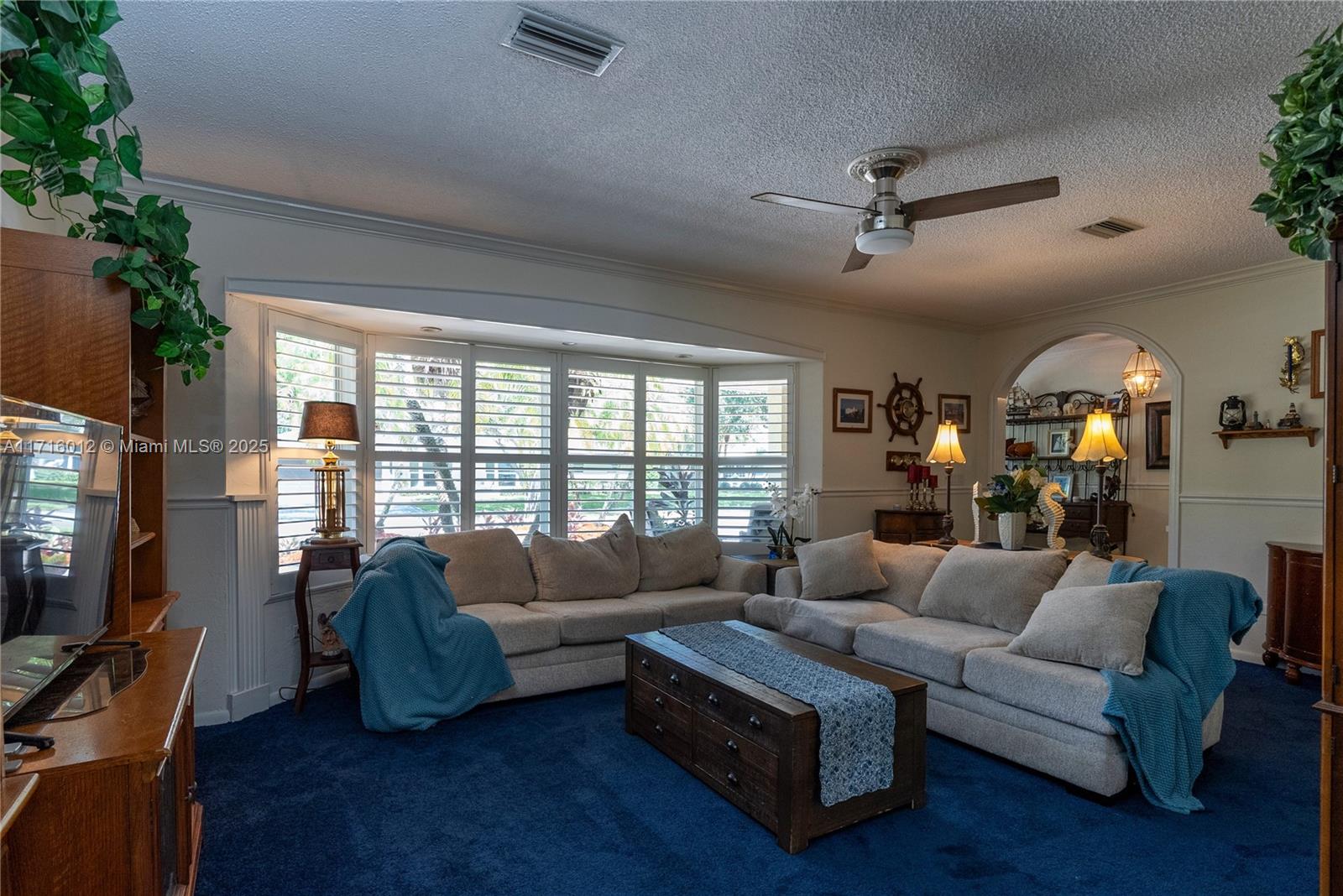 880 NW 73rd Ave