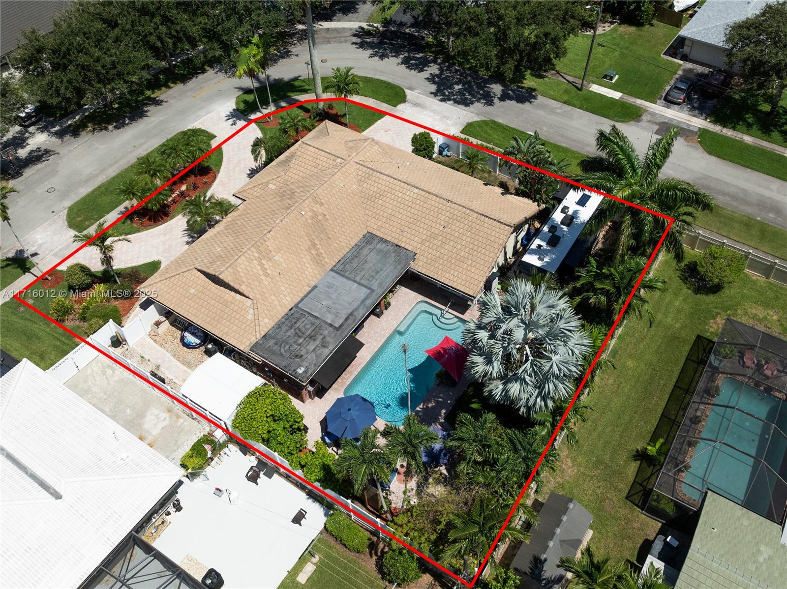880 NW 73rd Ave