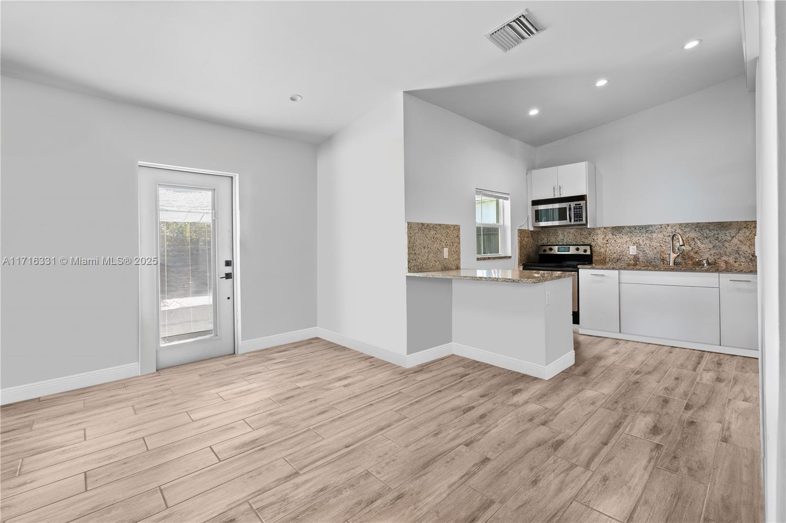 9200 NW 30th Ct