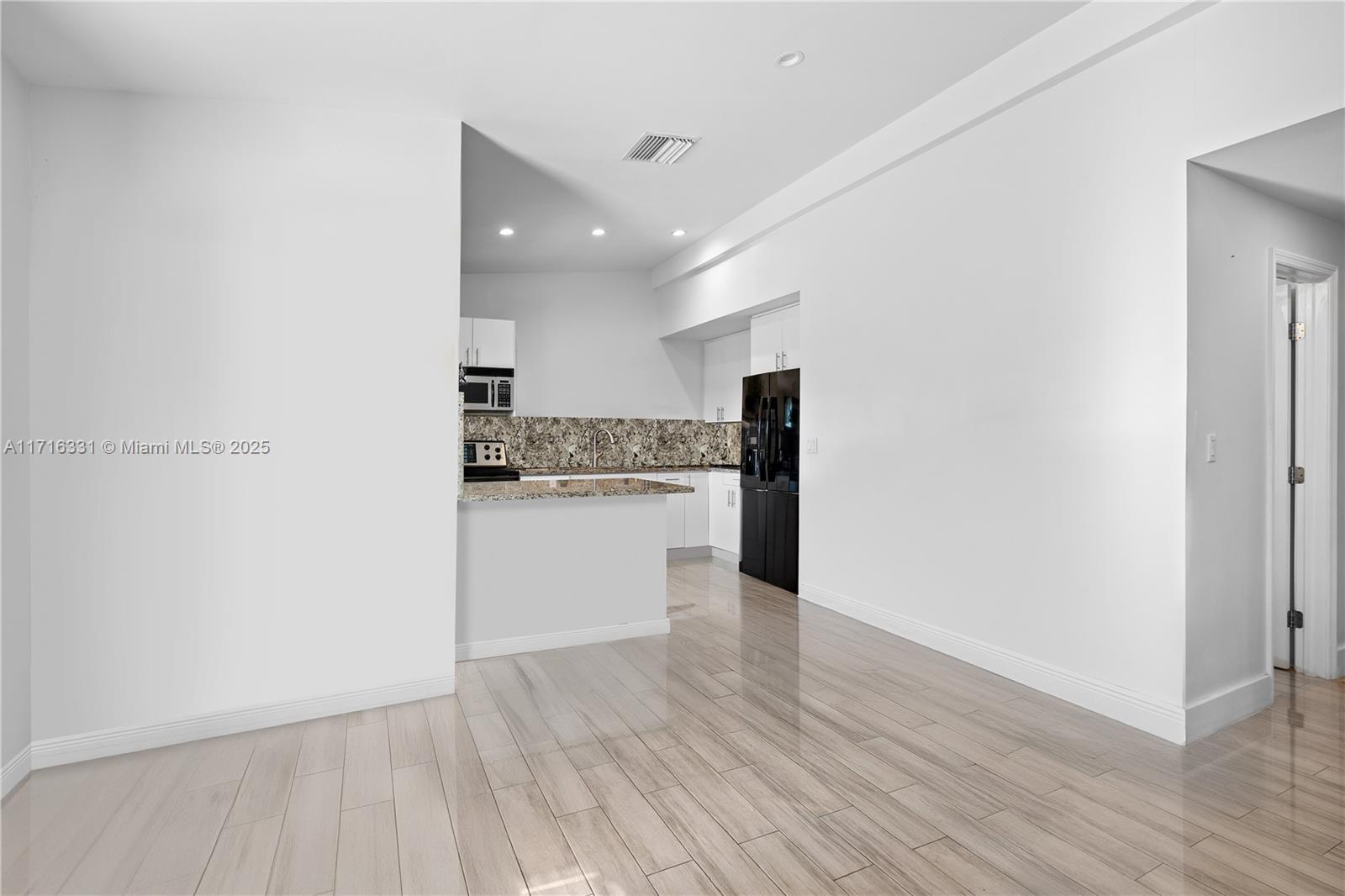 9200 NW 30th Ct