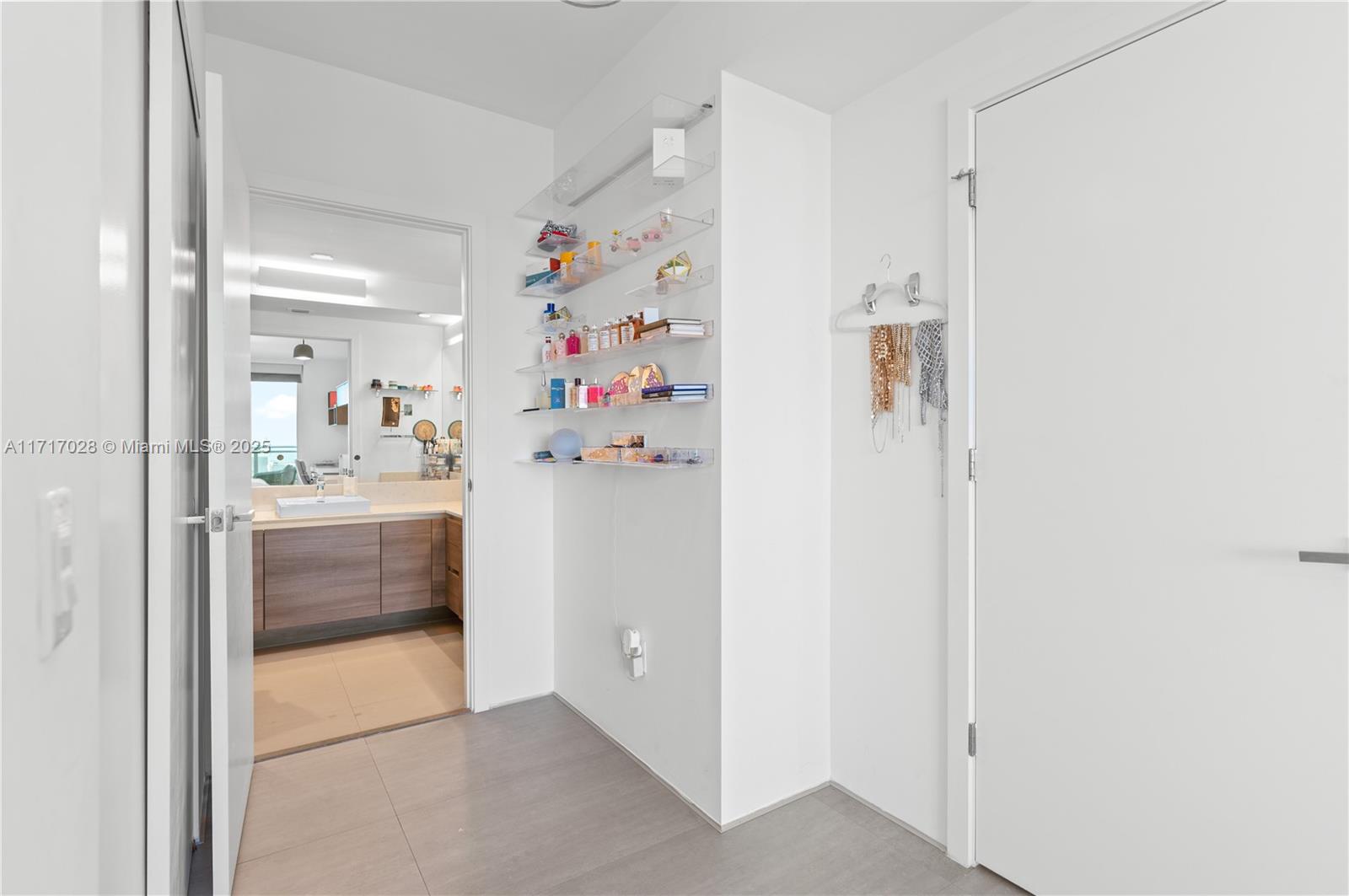 1080 Brickell Ave # 4004