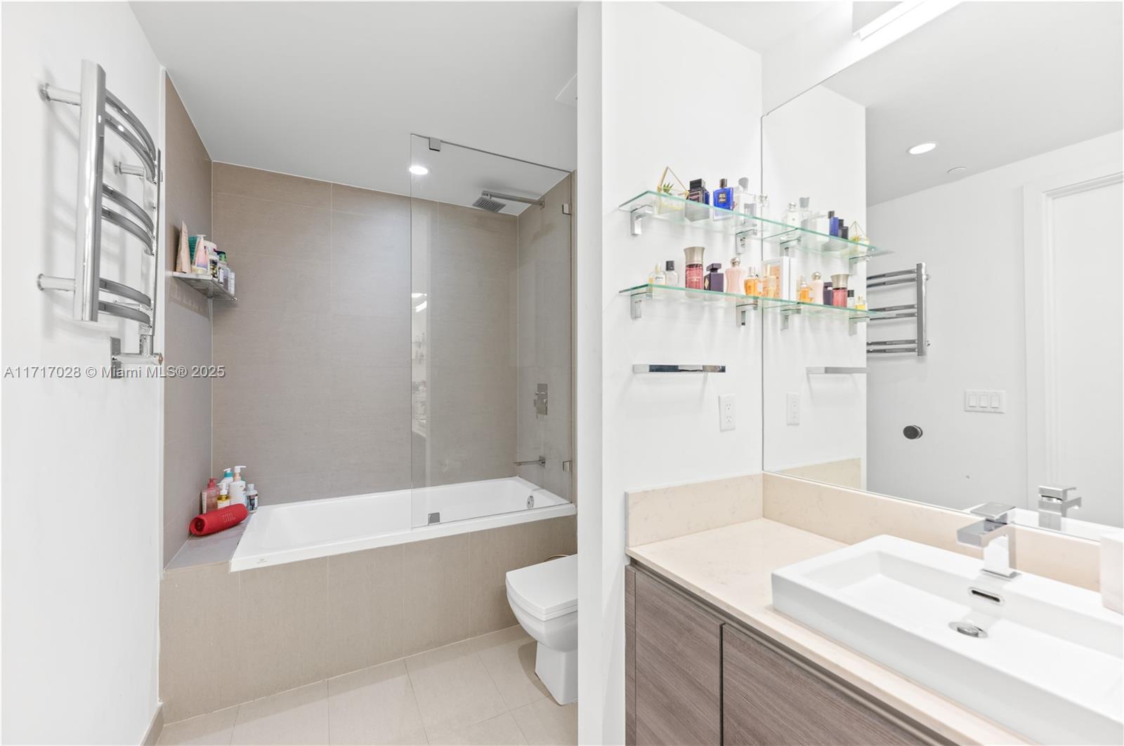 1080 Brickell Ave # 4004