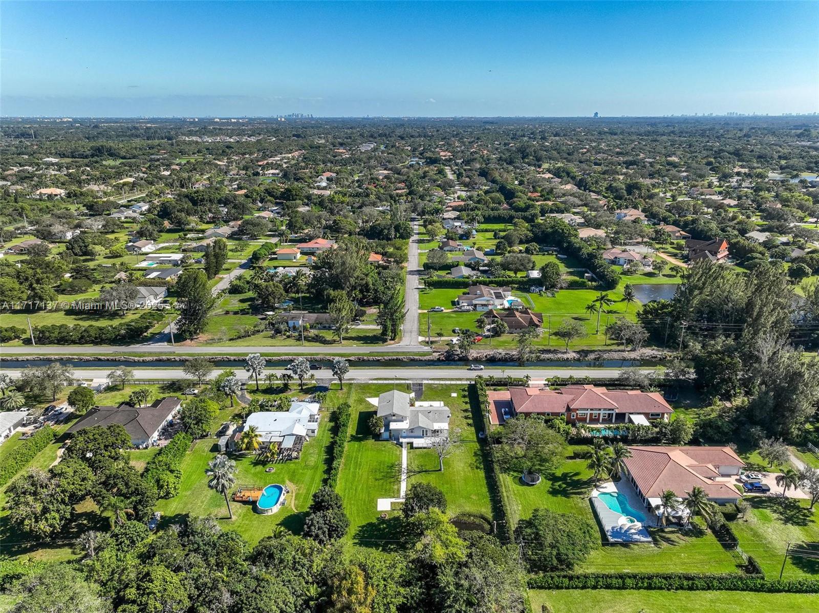 3051 SW 136th Ave