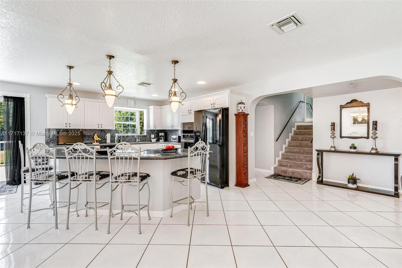 3051 SW 136th Ave