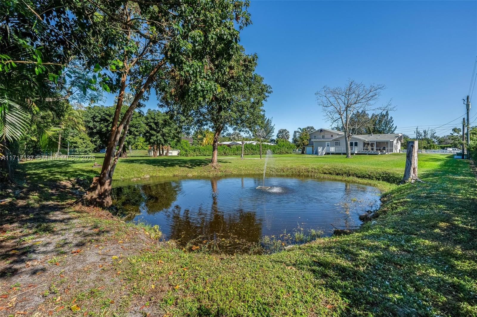 3051 SW 136th Ave