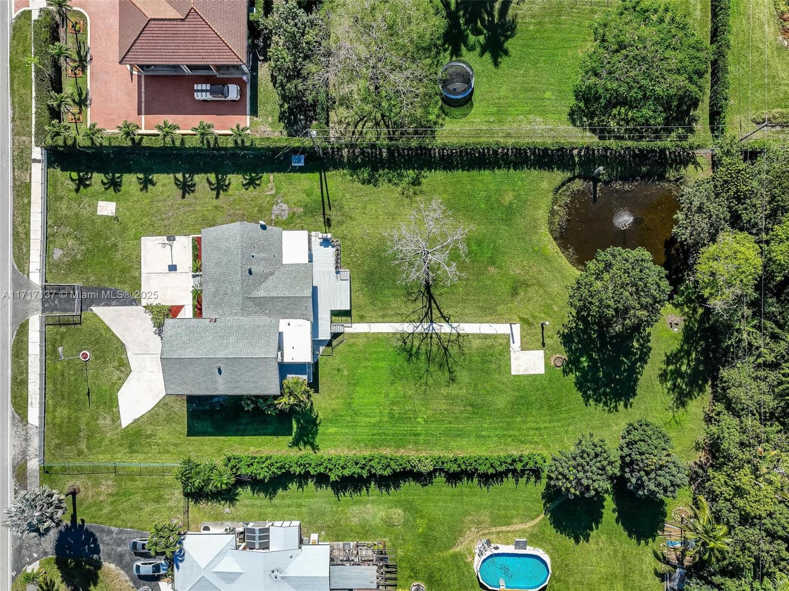 3051 SW 136th Ave