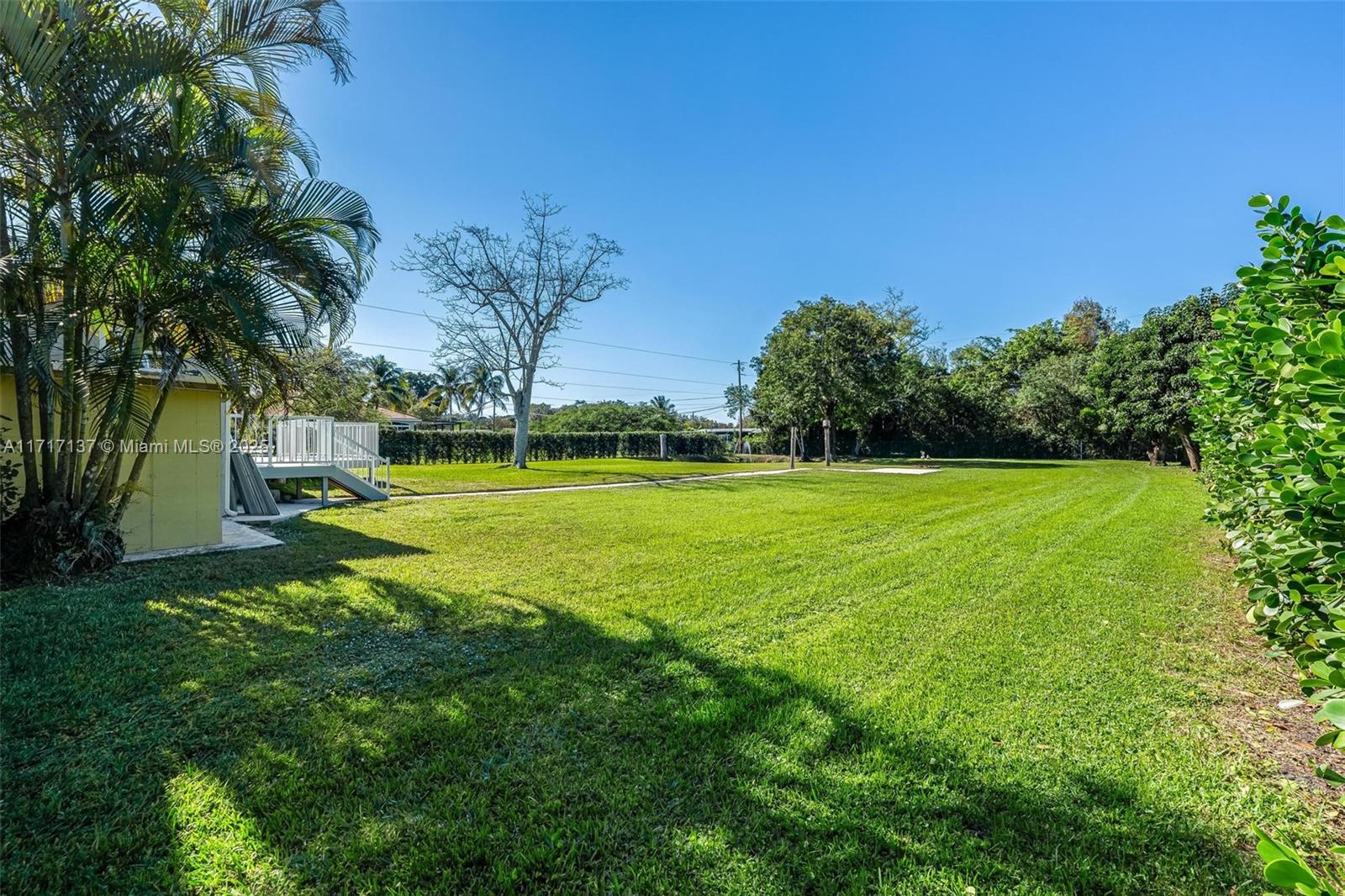 3051 SW 136th Ave