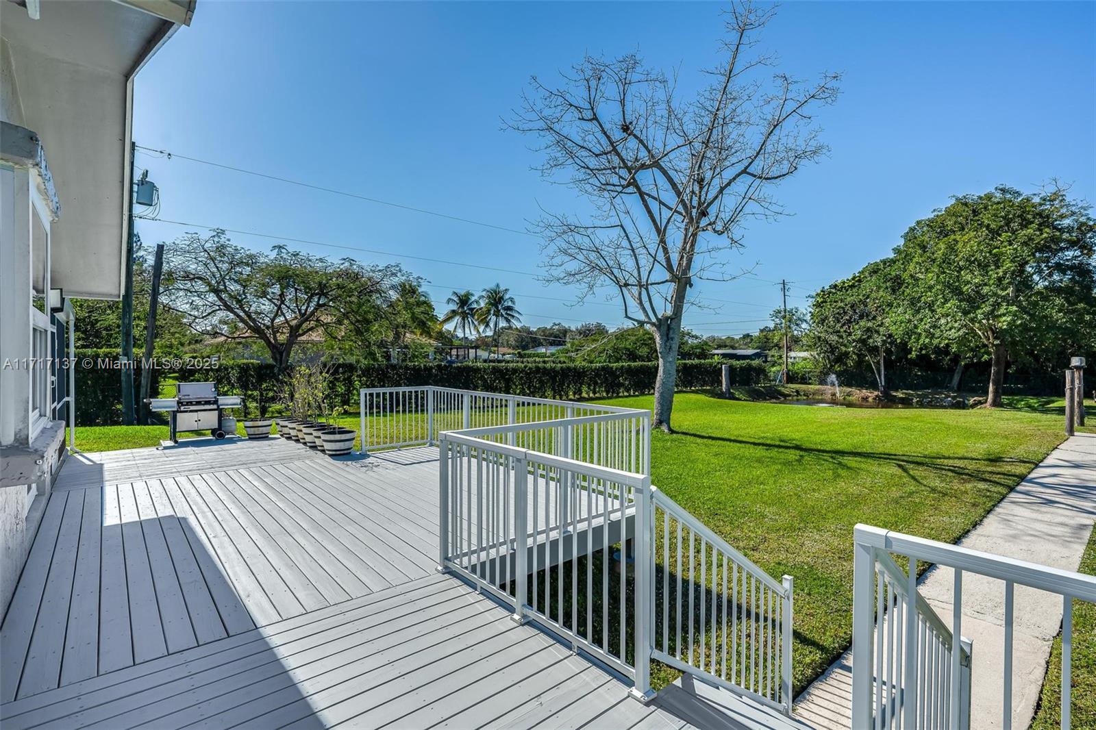 3051 SW 136th Ave