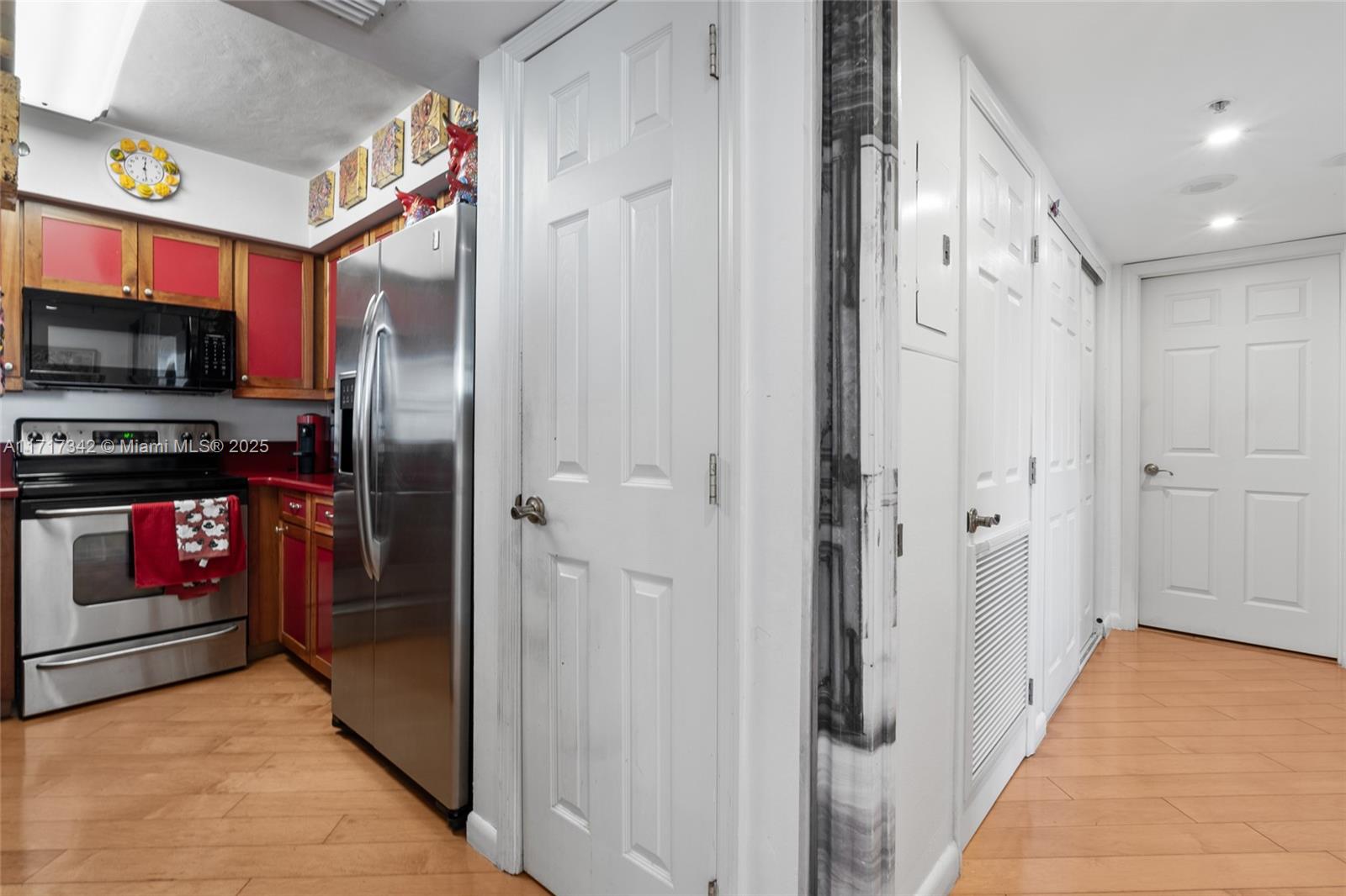 650 West Ave # 2907