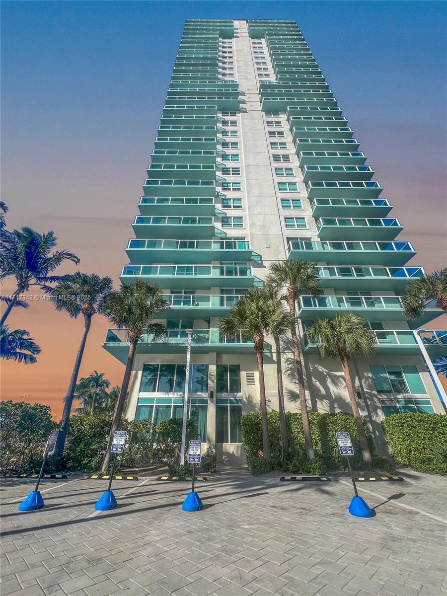 650 West Ave # 2907