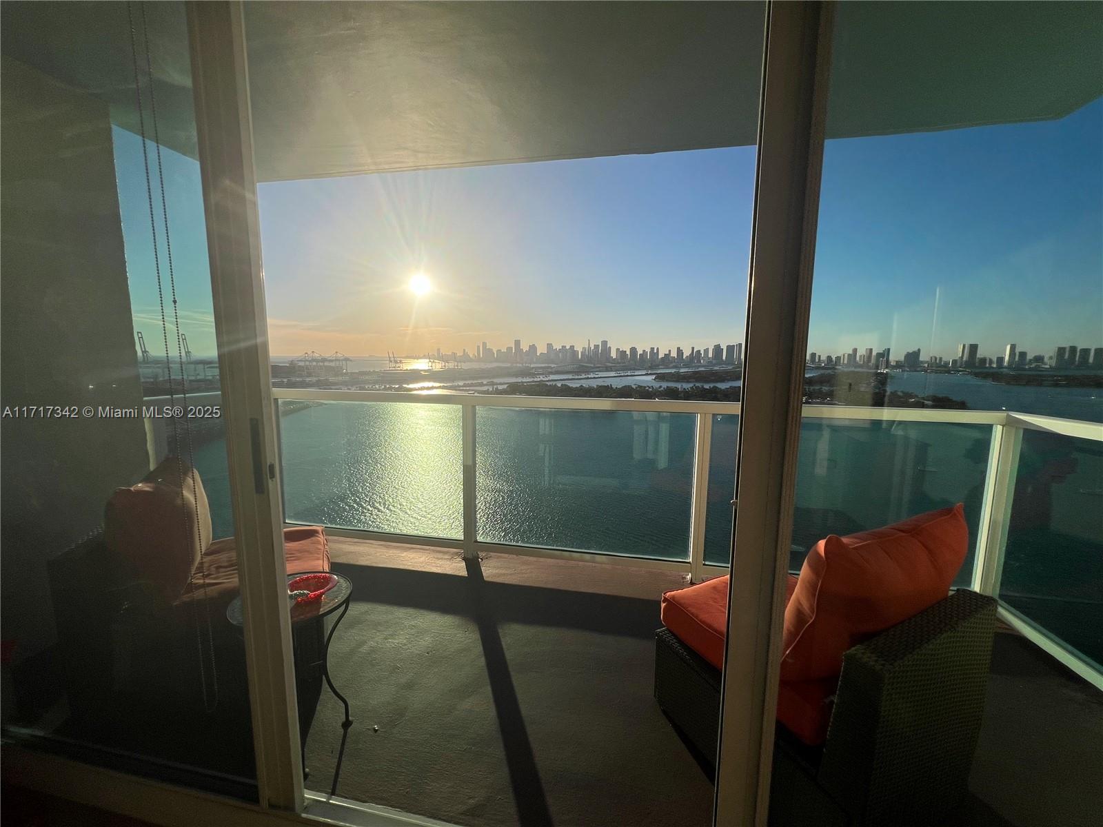 650 West Ave # 2907