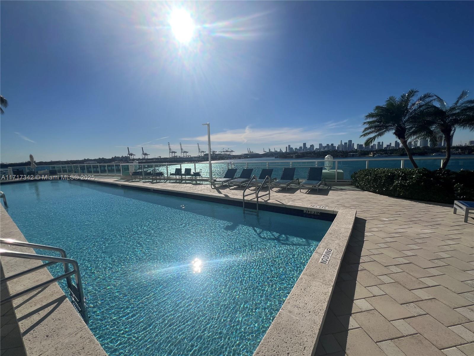 650 West Ave # 2907
