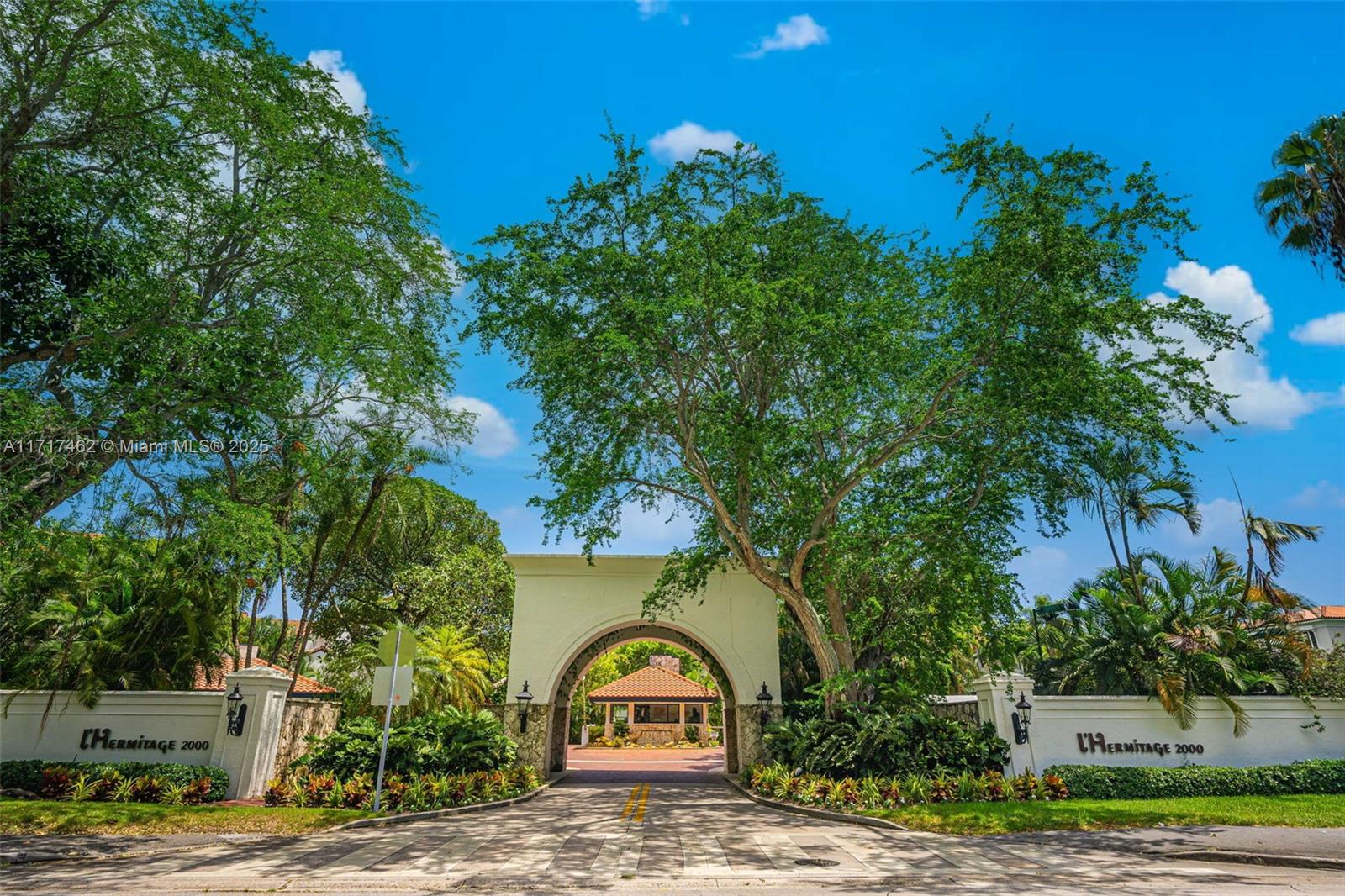 2000 S Bayshore Dr # 43