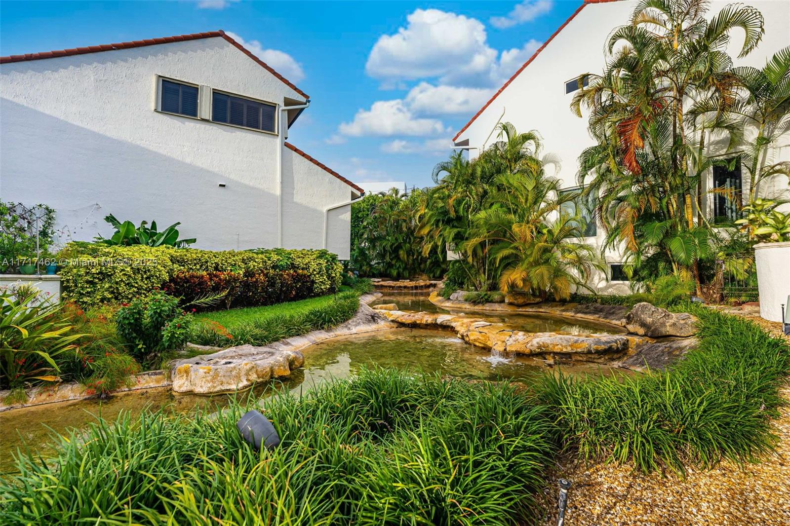 2000 S Bayshore Dr # 43