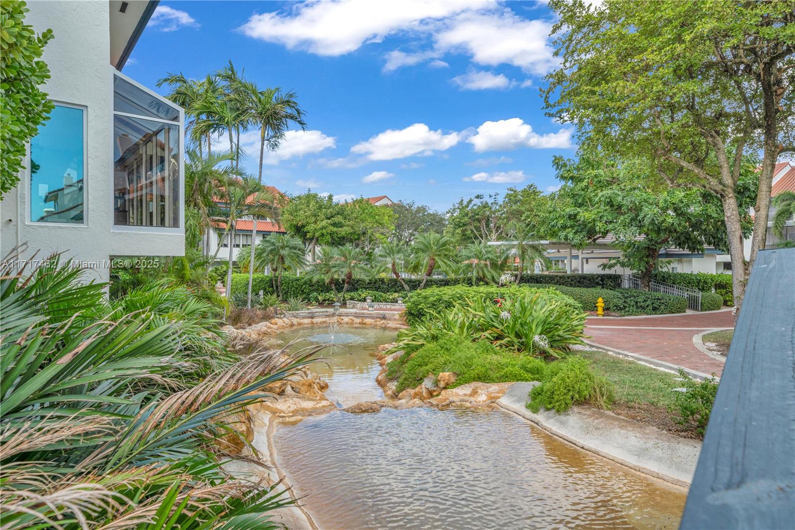 2000 S Bayshore Dr # 43