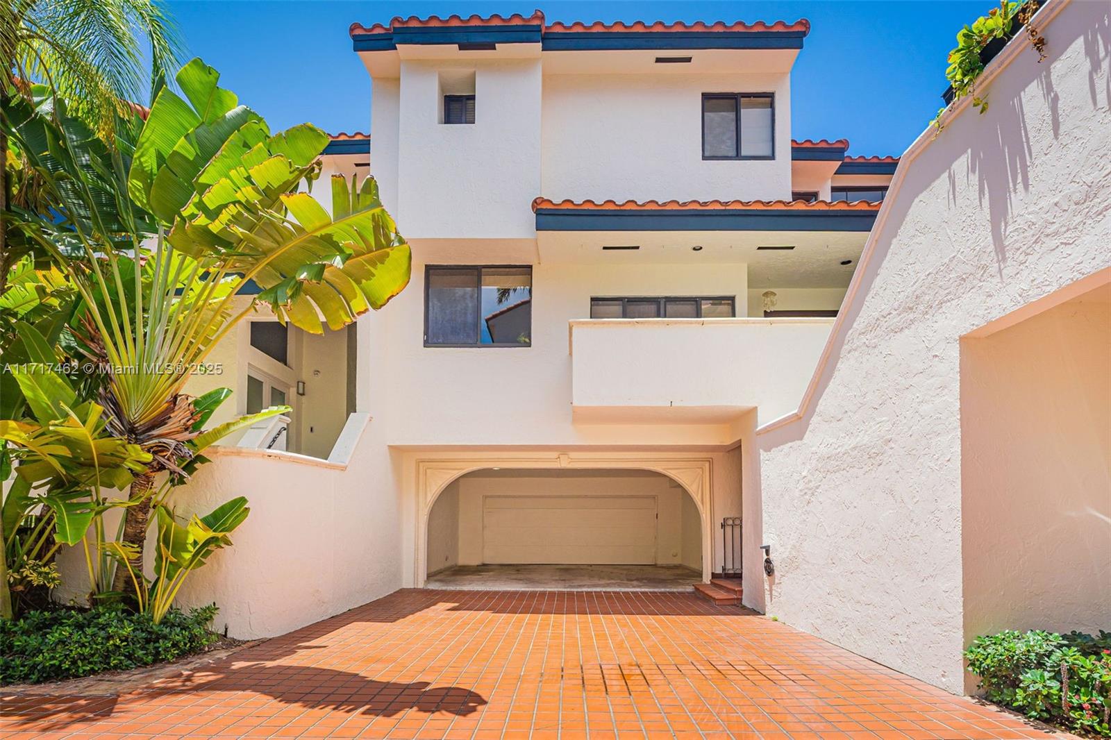 2000 S Bayshore Dr # 43