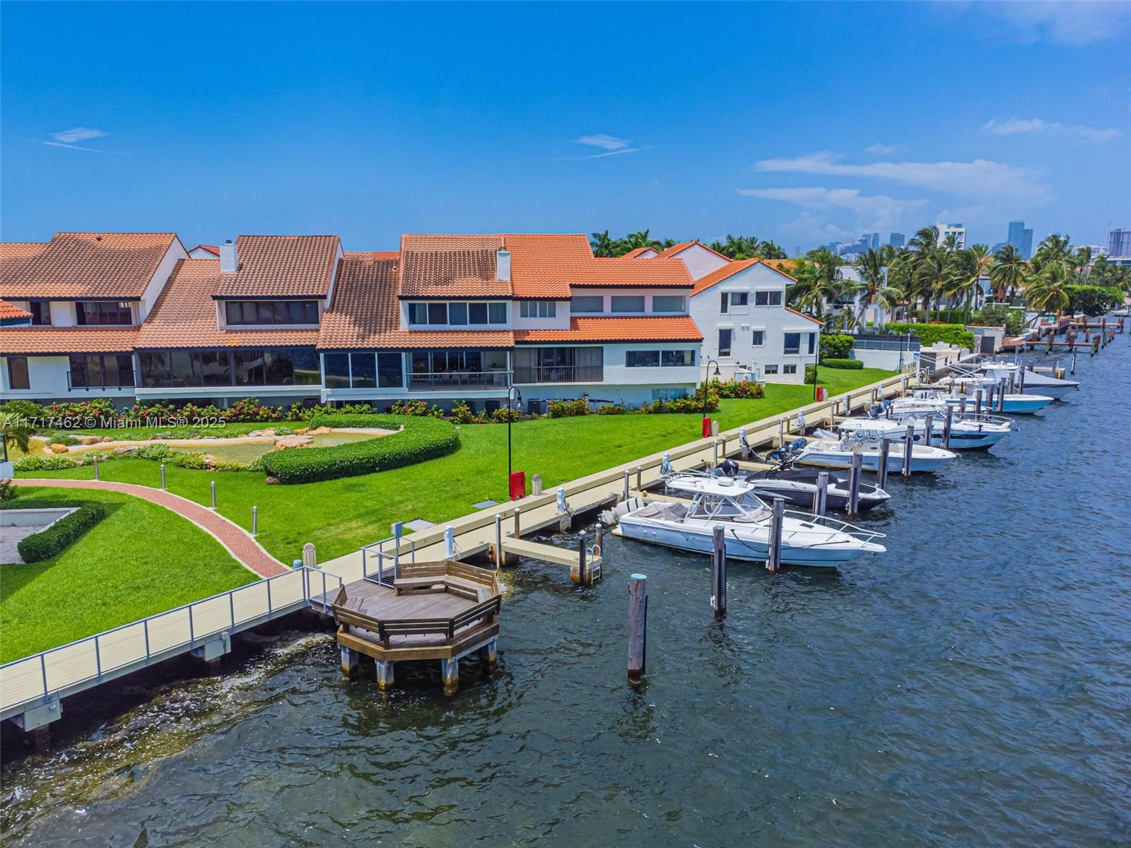 2000 S Bayshore Dr # 43