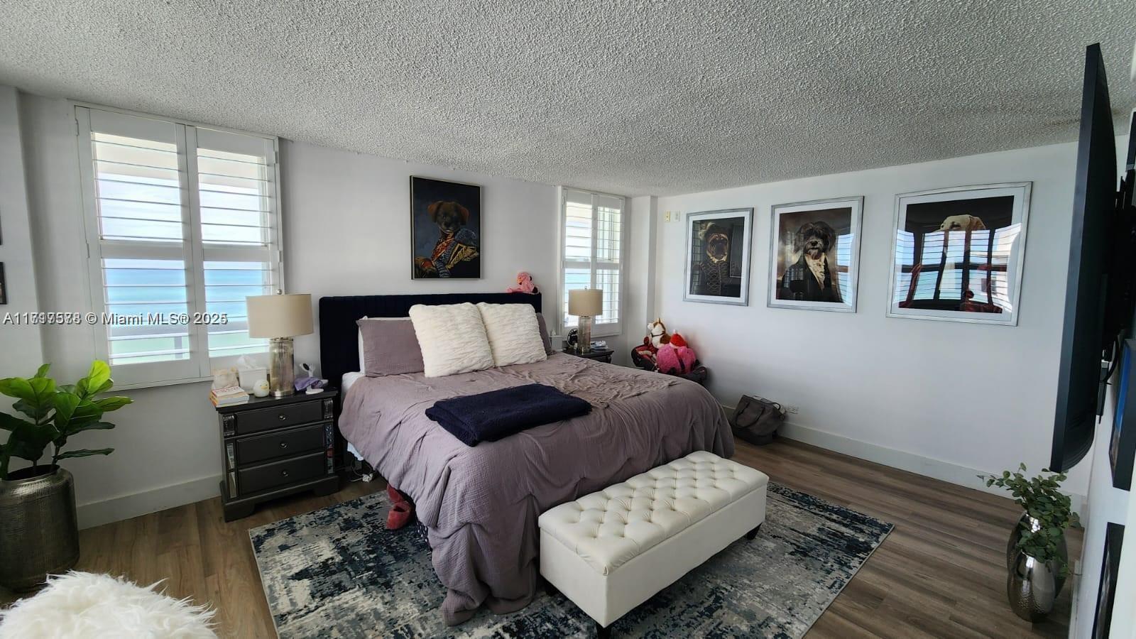 6039 Collins Ave # 25 Unit: PH-25