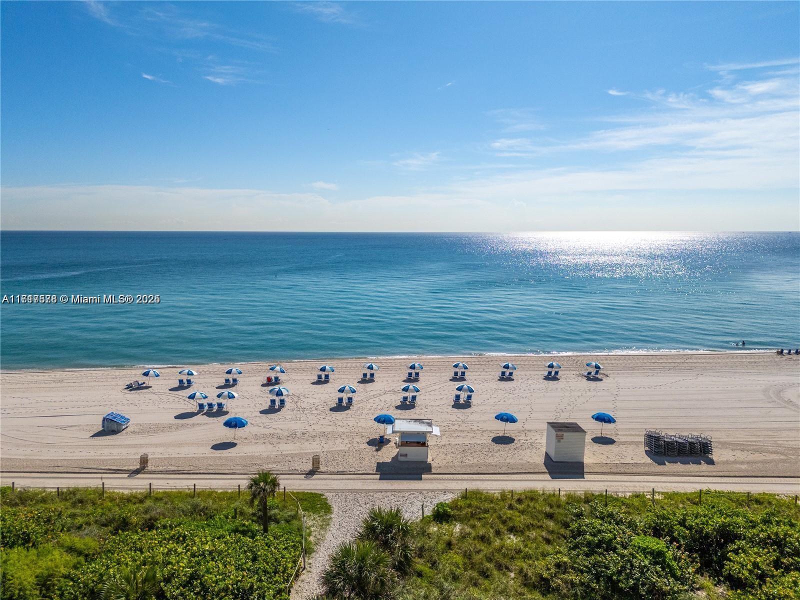 6039 Collins Ave # 25 Unit: PH-25