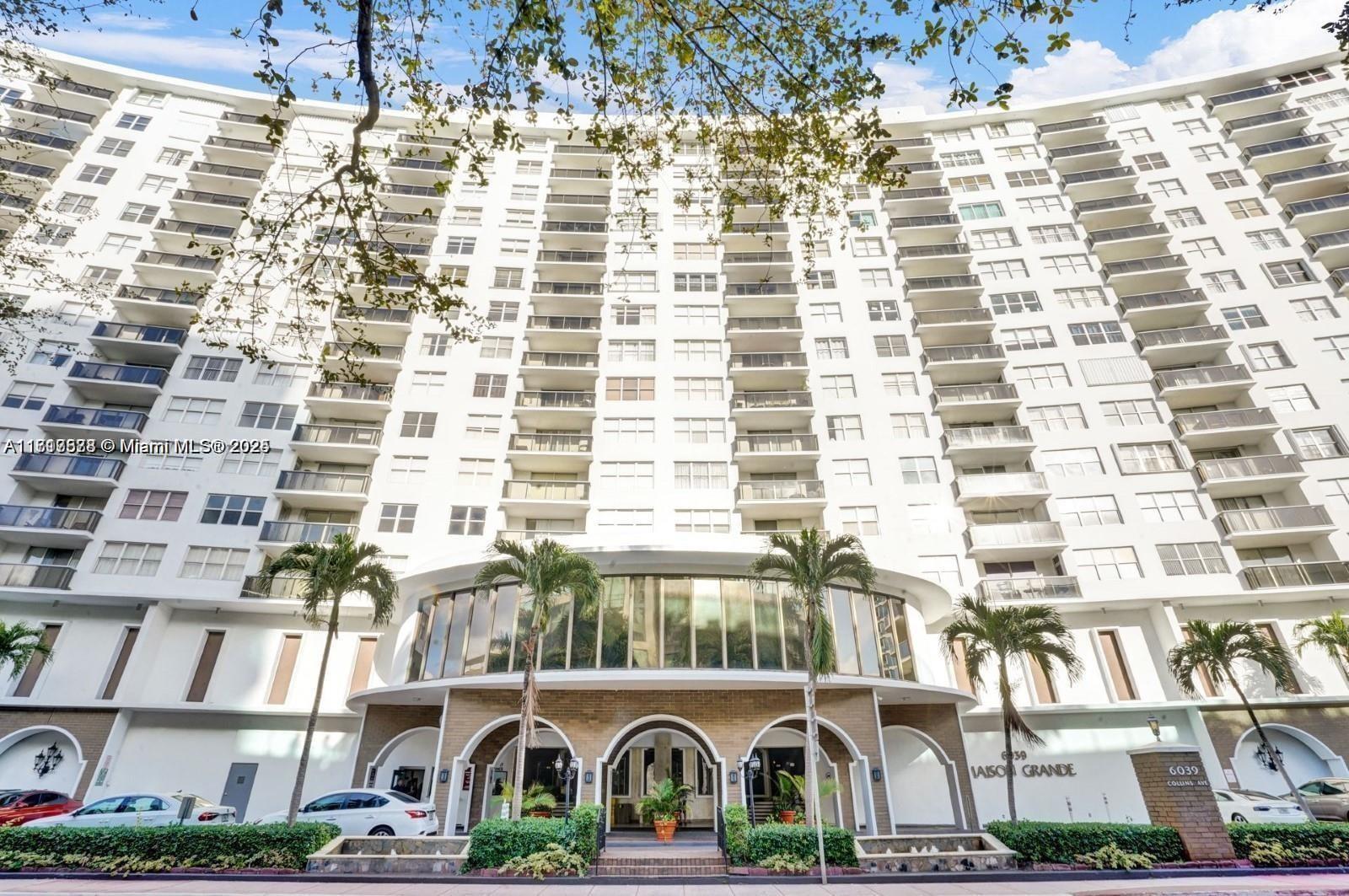 6039 Collins Ave # 25 Unit: PH-25